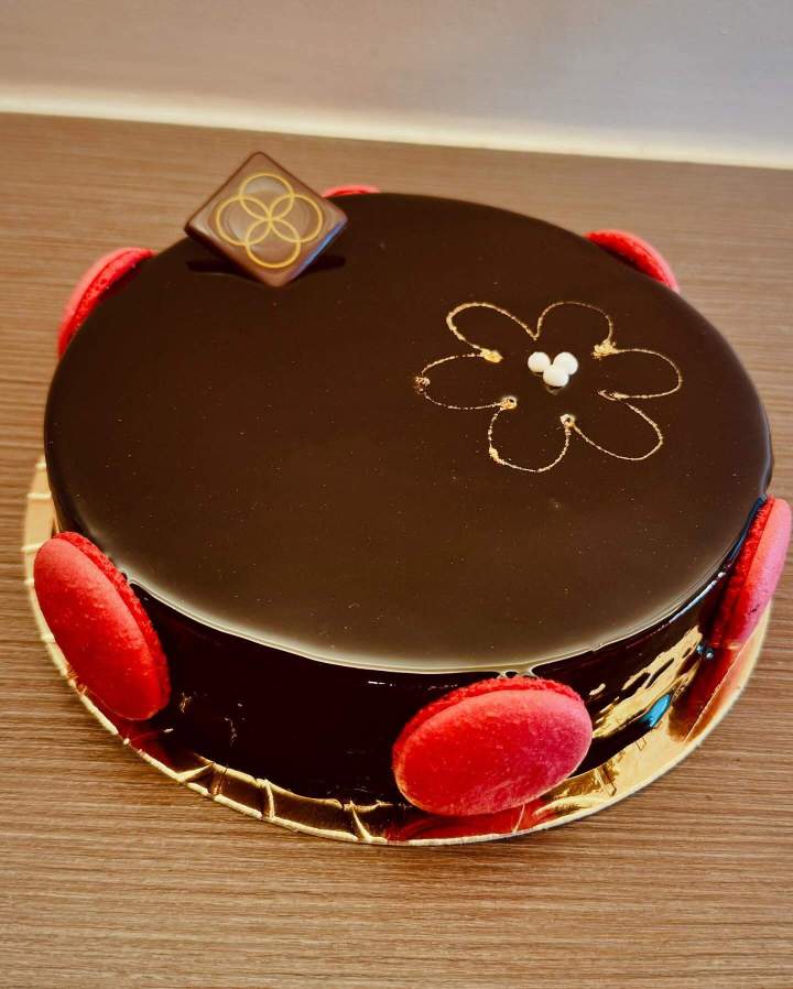 Entremet aux amandes et au chocolat noir Tarbes